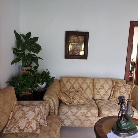 Hostal Famihotel Fundadores Jardin Ngoại thất bức ảnh