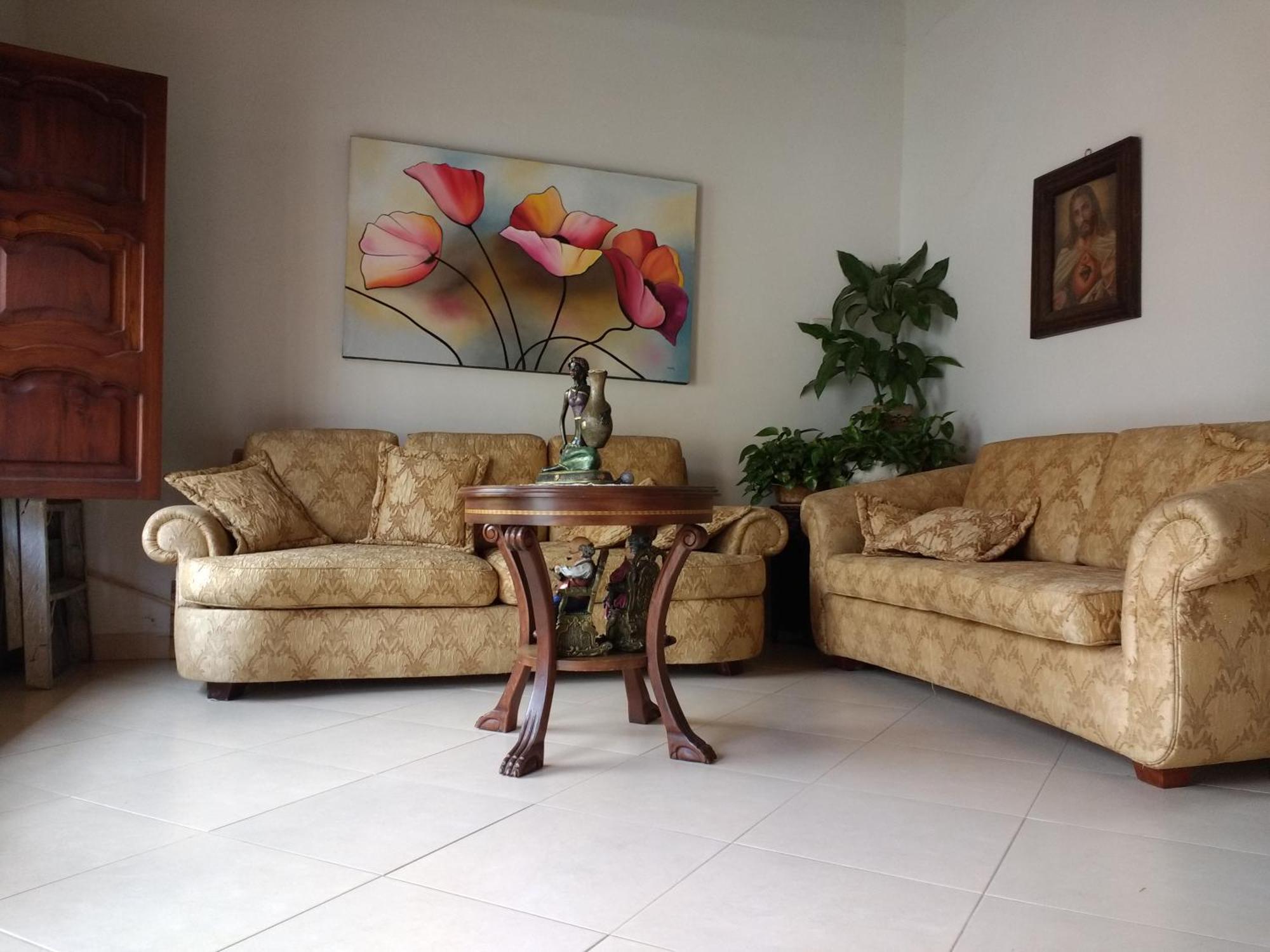 Hostal Famihotel Fundadores Jardin Ngoại thất bức ảnh