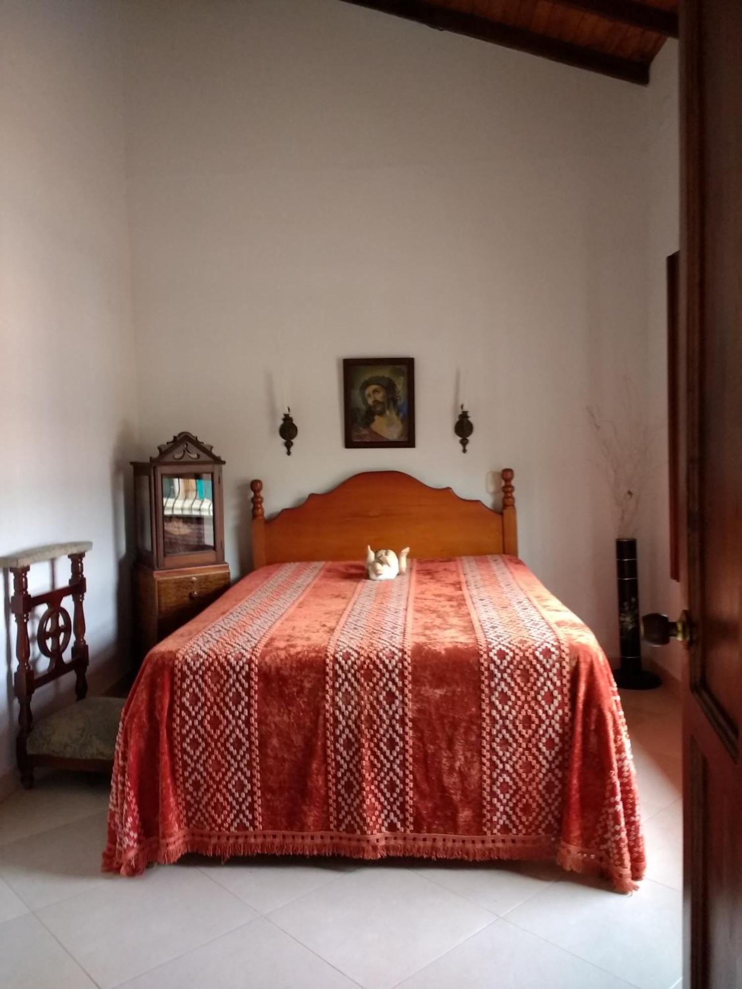 Hostal Famihotel Fundadores Jardin Ngoại thất bức ảnh